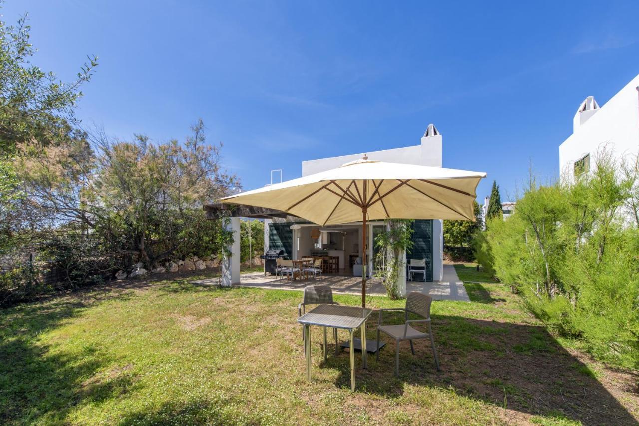 Biniancolla Ginesta Villa Bagian luar foto