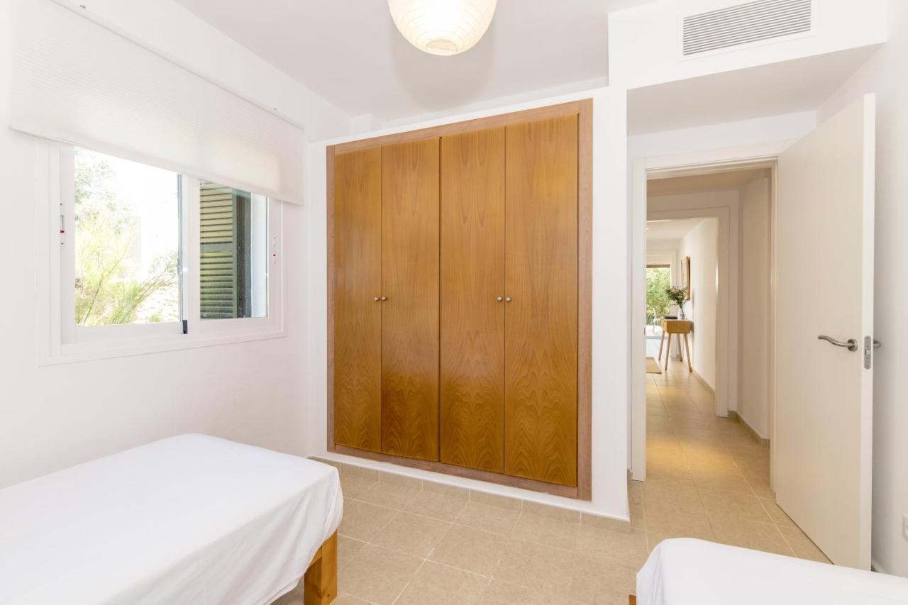 Biniancolla Ginesta Villa Bagian luar foto